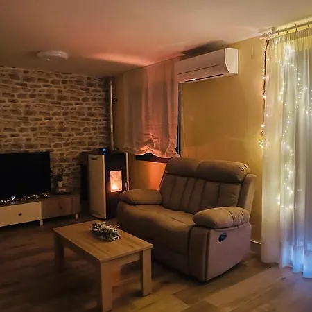 Apartment Rural Mi Pequena Lulu Tr-cc-00564 Gata